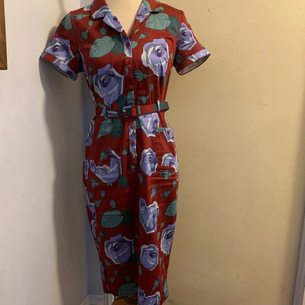 Collectif Floral Fitted Dress - Picture 11 of 14